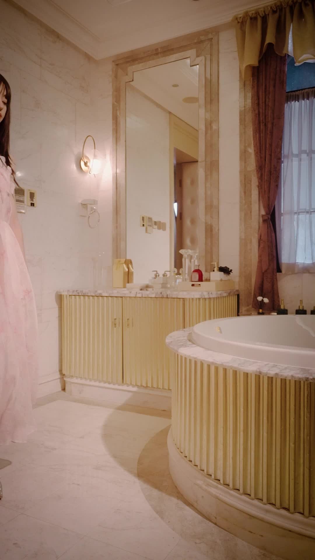 Episode 18 - My Bodyguard Became My Slave